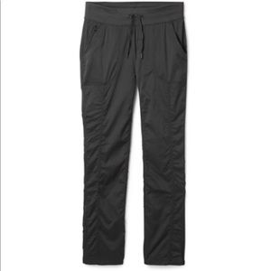 NWT Northface Women’s Aphrodite 2.0 Pants